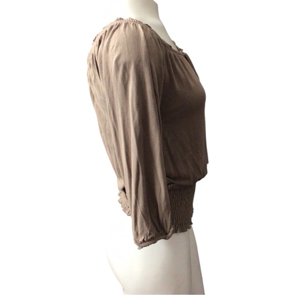 Chic Tan Off-Shoulder Women's Blouse - Picture 2 of 4